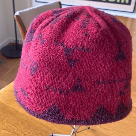 Patagonia  stocking cap - Picture 1 of 3